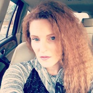 Meet your Posher, Liz